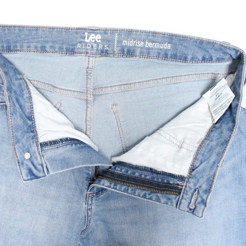 Women's Lee Mid Rise Bermuda Shorts Size 14 - Picture 5 of 14